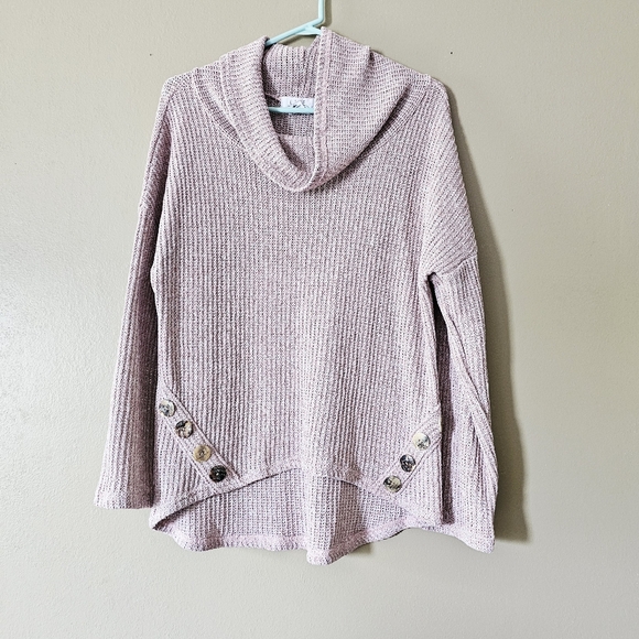 Women's Pink Sweater with Button Detail - Picture 1 of 3